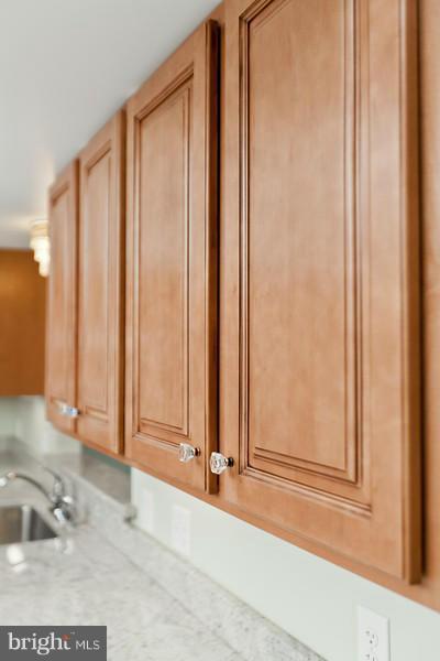 4840 Shookstown Road Middletown, MD 21769 - Photo 6 of 30 Custom Maple cabinetry