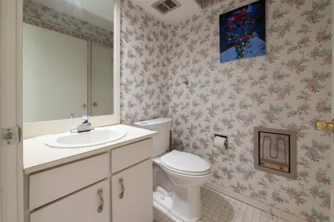 $212,900 | 86 Heritage Village, Unit D, Southbury, CT 06488