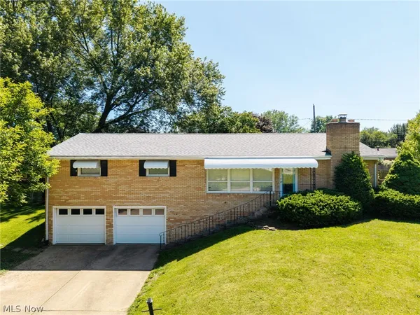 $269,900 | 3298 Bahama Avenue Northwest, Massillon, OH 44646