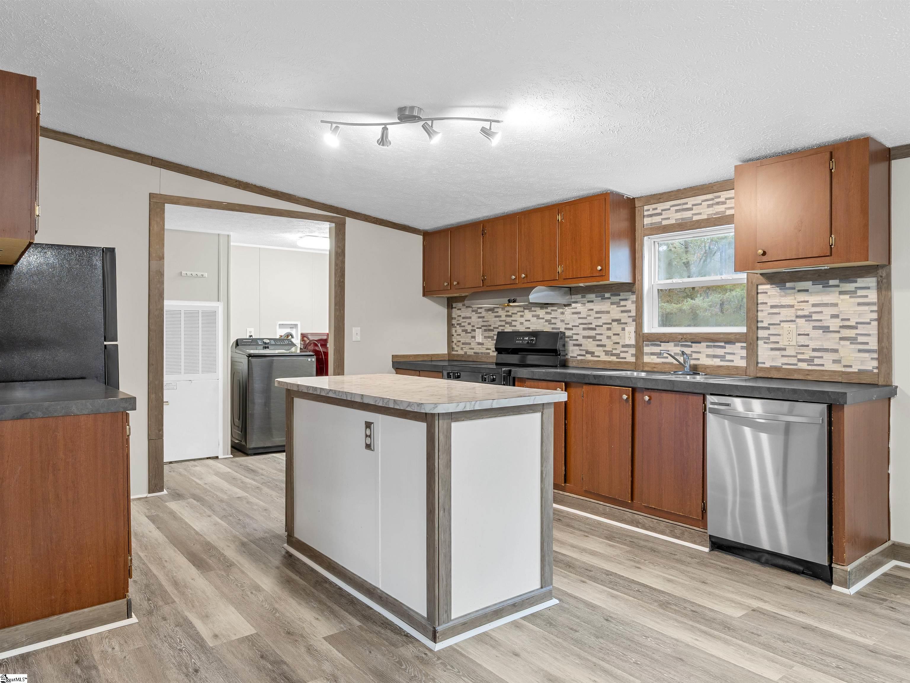 808 Old Buffalo Church Road Blacksburg, SC 29702 - Photo 12 of 50