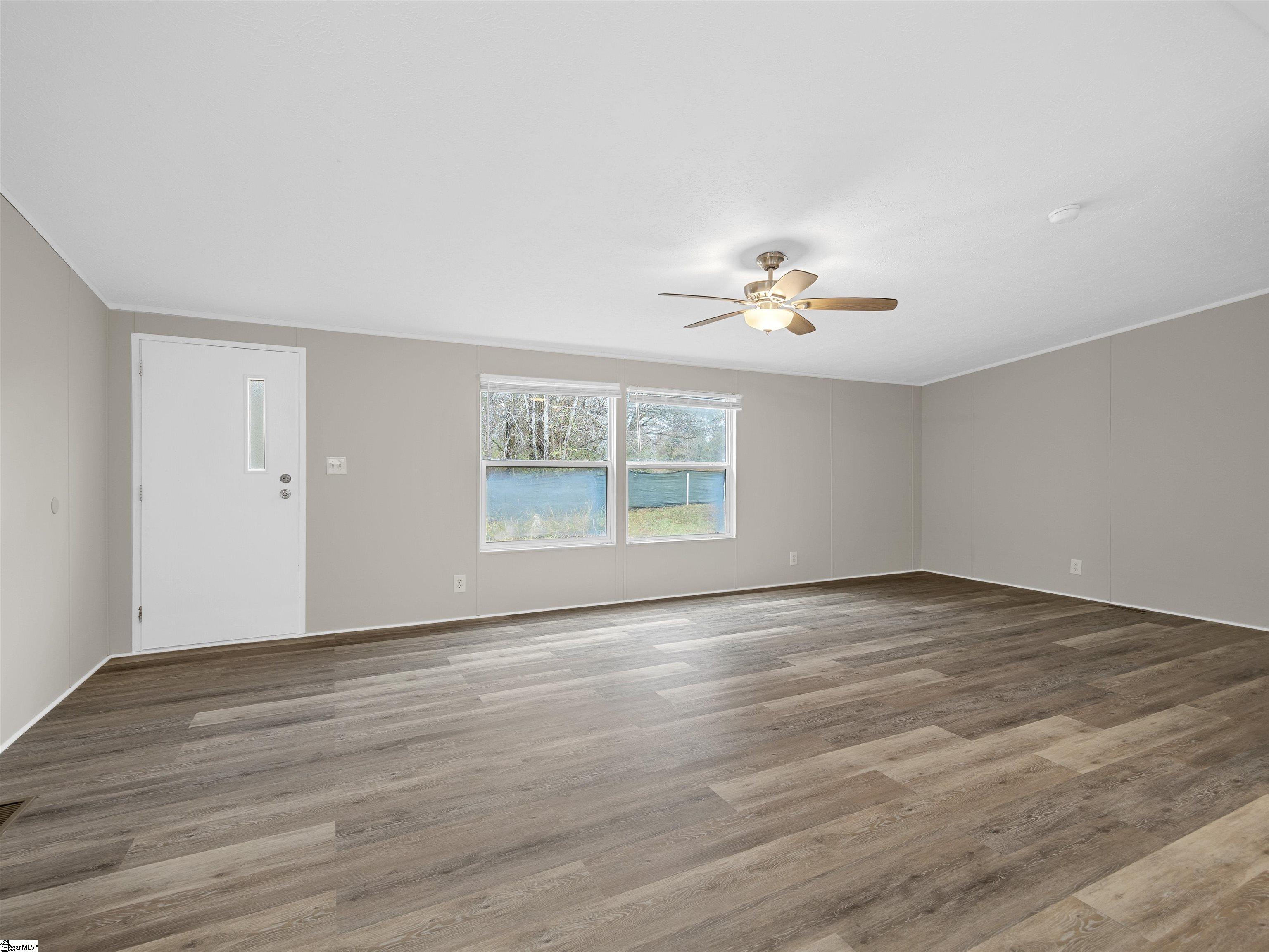 808 Old Buffalo Church Road Blacksburg, SC 29702 - Photo 5 of 50