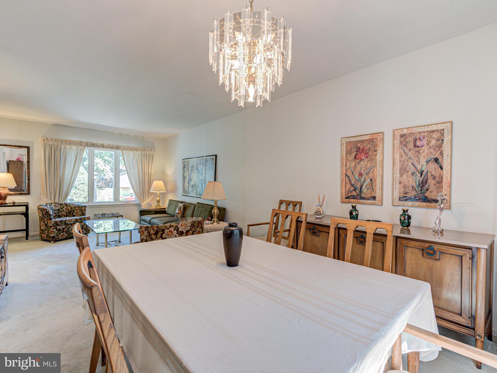 621 West Beech Road Sterling, VA 20164 - Photo 16 of 60 Dining Room