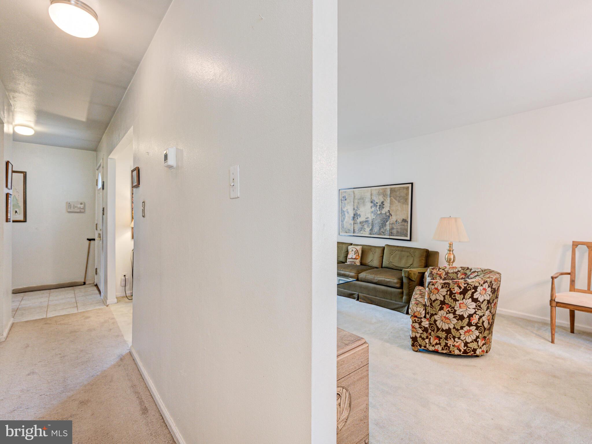 621 West Beech Road Sterling, VA 20164 - Photo 21 of 60 Hallway Living Room
