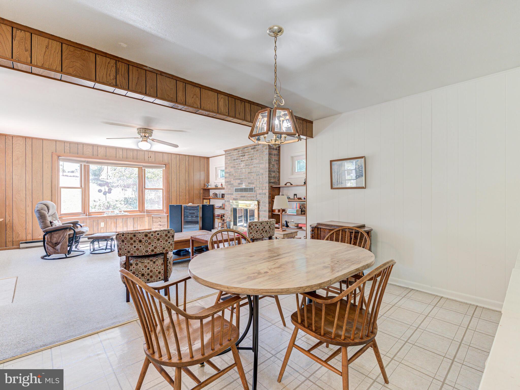 621 West Beech Road Sterling, VA 20164 - Photo 22 of 60 Eat In Kitchen