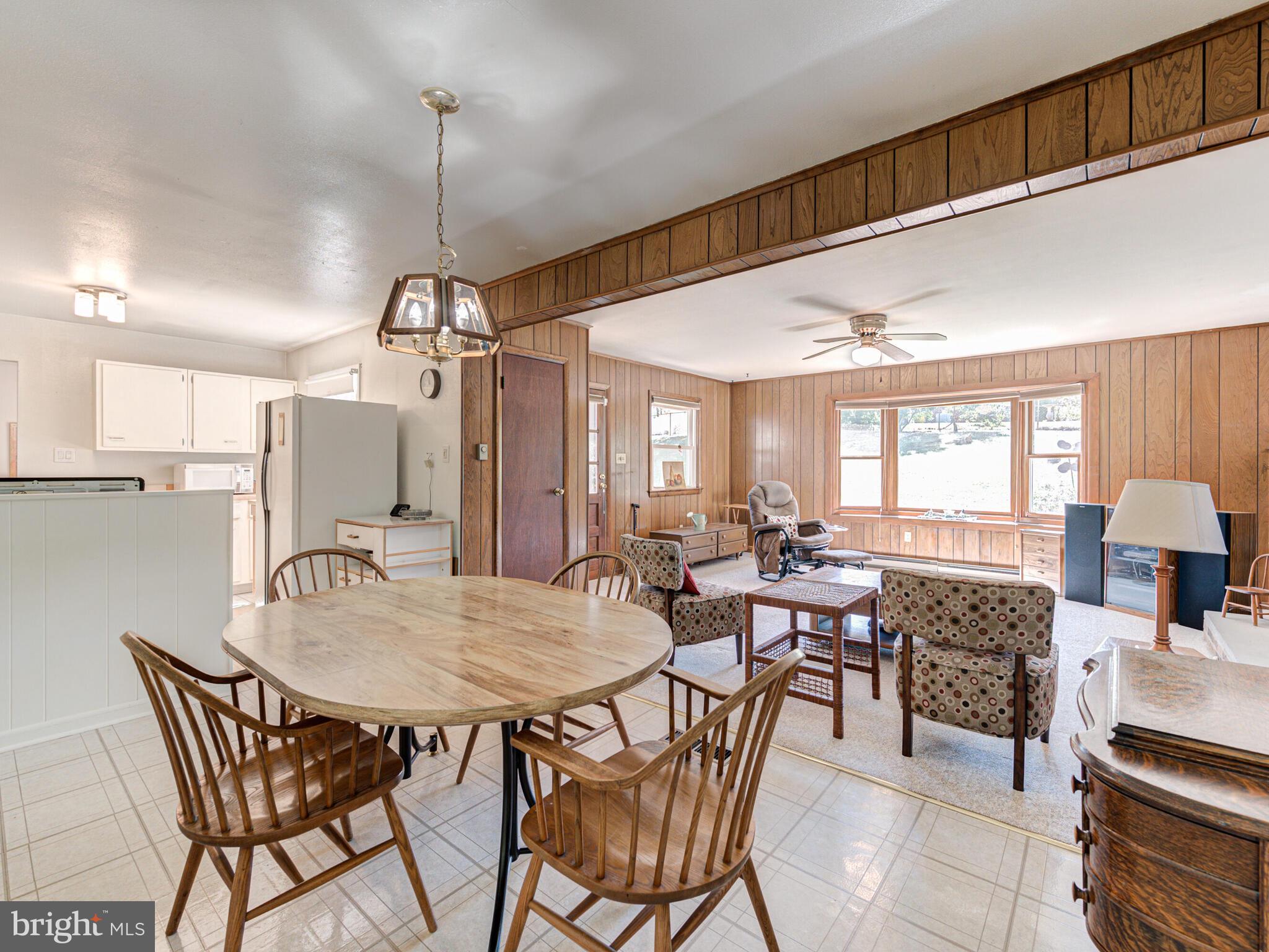 621 West Beech Road Sterling, VA 20164 - Photo 24 of 60 Eat In Kitchen