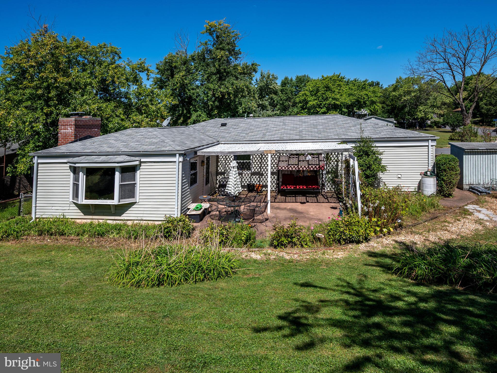 621 West Beech Road Sterling, VA 20164 - Photo 49 of 60 Back of House