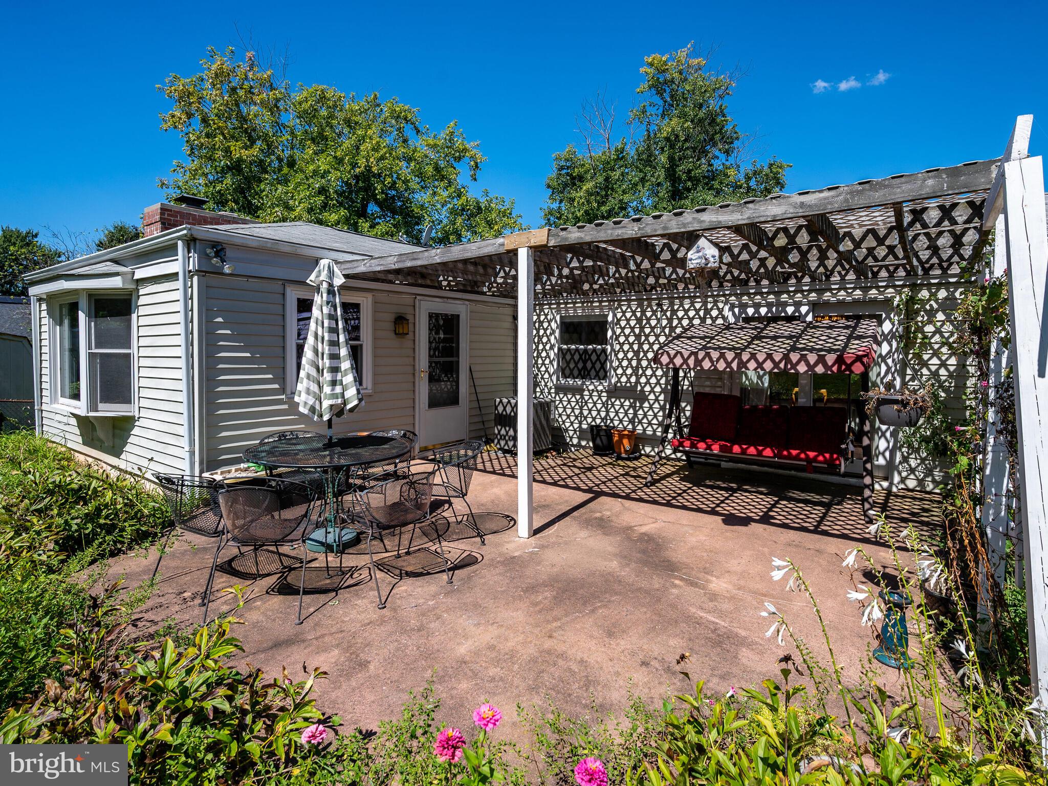 621 West Beech Road Sterling, VA 20164 - Photo 54 of 60 Back Patio