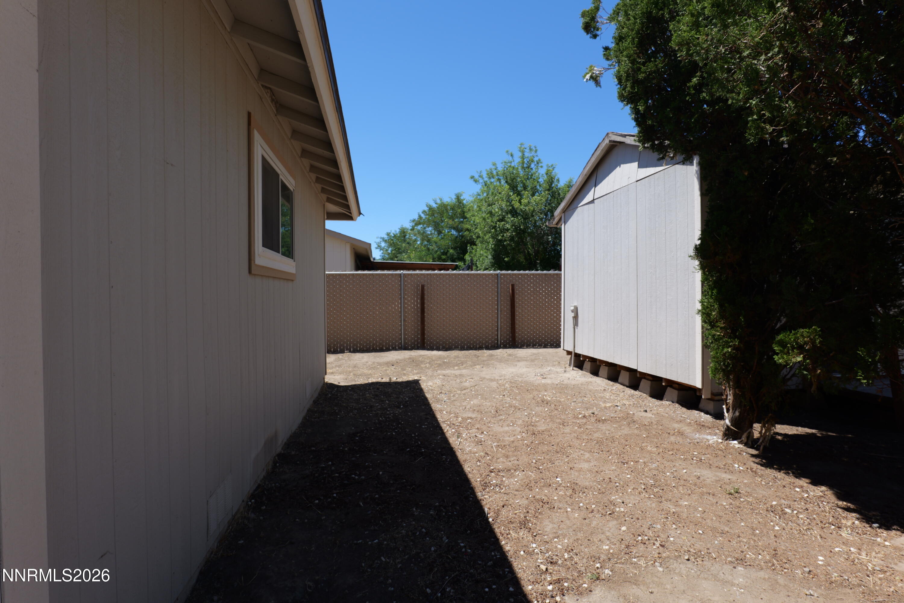 194 6th Street Fernley, NV 89408 - Photo 3 of 17 02-P1033738