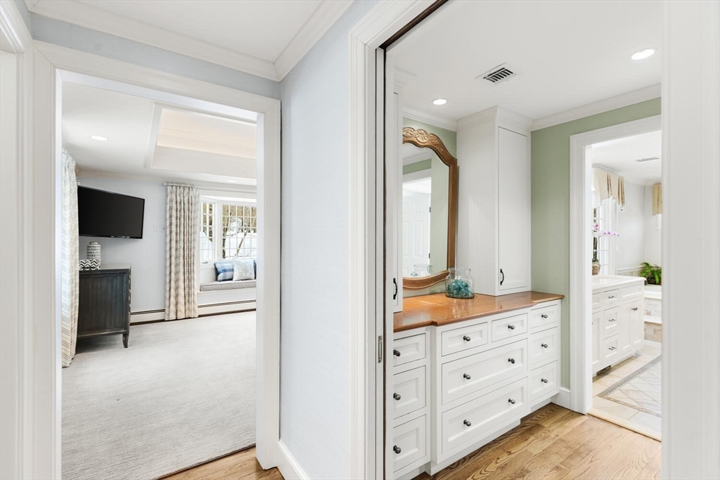 101 Draper Road Wayland, MA 01778 - Photo 17 of 40