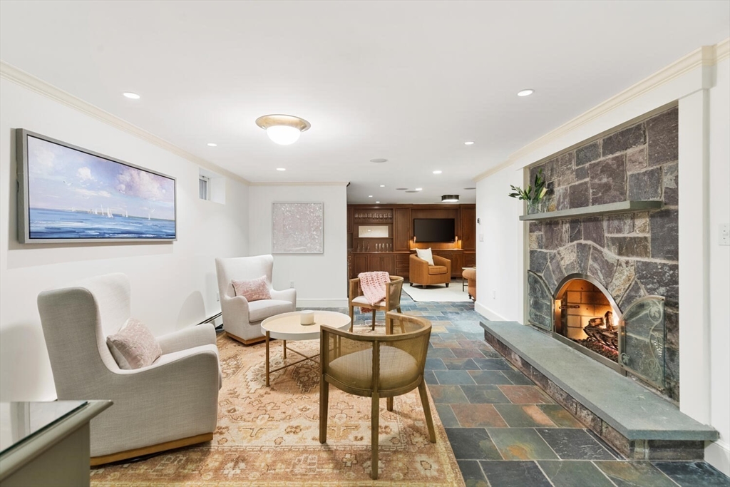 101 Draper Road Wayland, MA 01778 - Photo 27 of 40