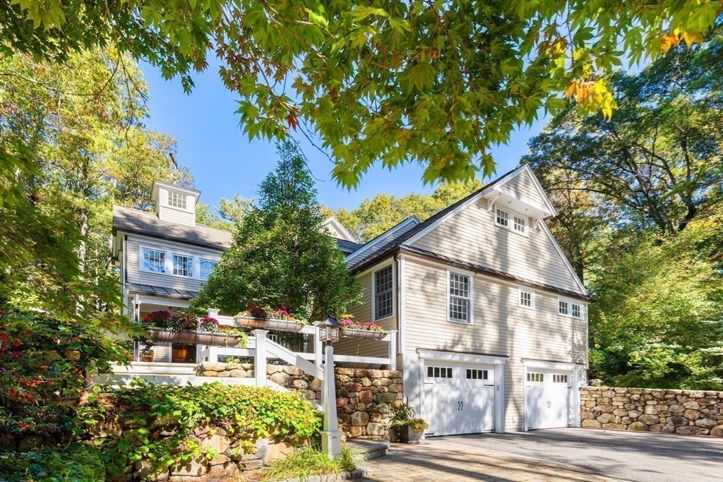101 Draper Road Wayland, MA 01778 - Photo 4 of 40