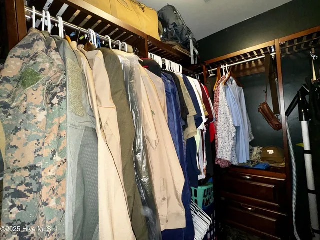 $1,850 | 211 Hidden Oaks Drive, Jacksonville, NC 28546