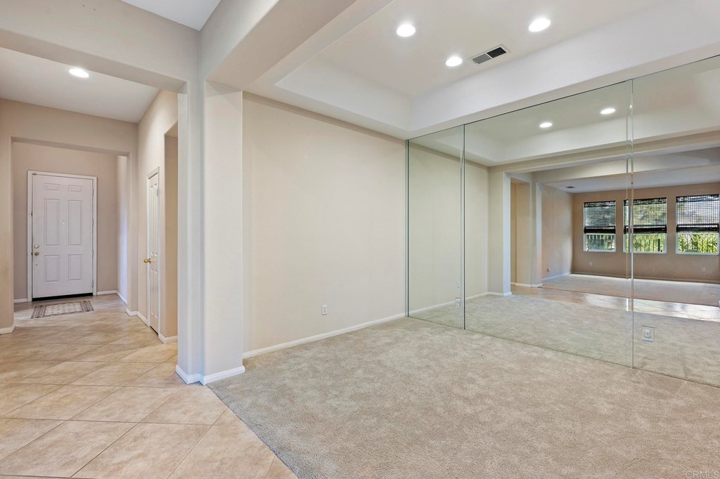 1533 Brookside Court San Marcos, CA 92078 - Photo 7 of 46