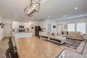$2,900 | 327 John House Lane, Rosharon, TX 77583