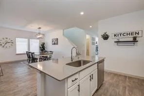 $2,900 | 327 John House Lane, Rosharon, TX 77583