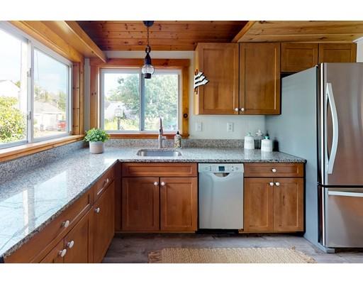 18 Mattapoisett Road Wareham, MA 02571 - Photo 22 of 31 Gallery Image 22