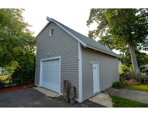 18 Mattapoisett Road Wareham, MA 02571 - Photo 8 of 31 Gallery Image 8