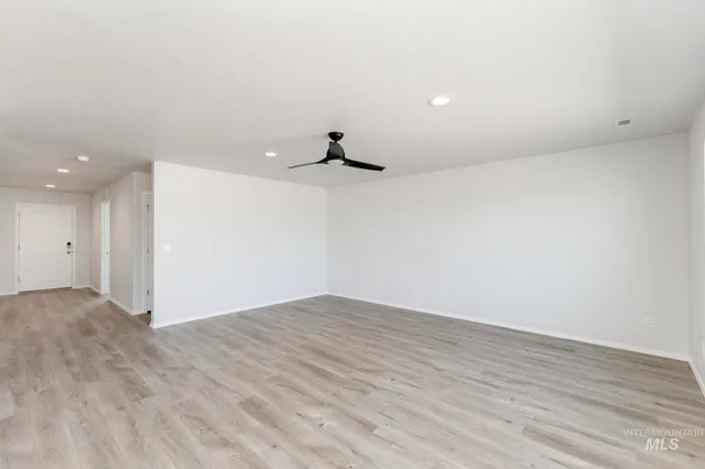 $449,990 | 4221 Hewitt Street, Caldwell, ID 83605