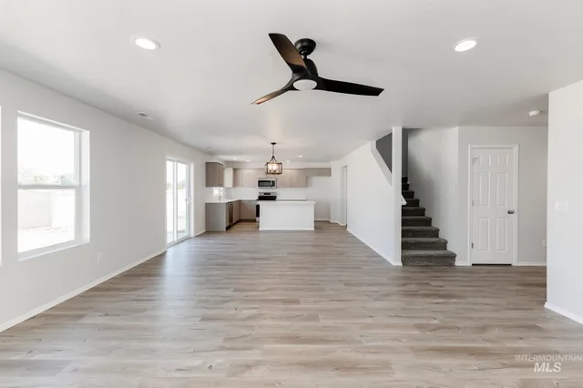 $449,990 | 4221 Hewitt Street, Caldwell, ID 83605