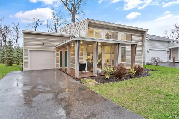 $429,900 | 100 Xavier Circle, Syracuse, NY 13210