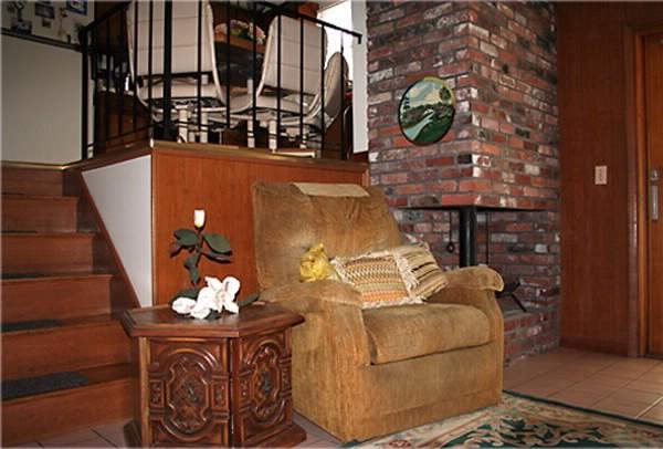 3 John Robinson Road Hudson, MA 01749 - Photo 8 of 10 Gallery Image 8