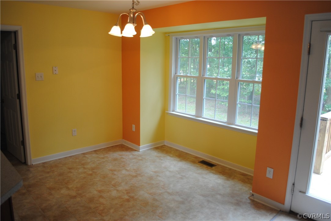 7625 Rolling Hill Road Hopewell, VA 23860 - Photo 6 of 13 Gallery Image 6