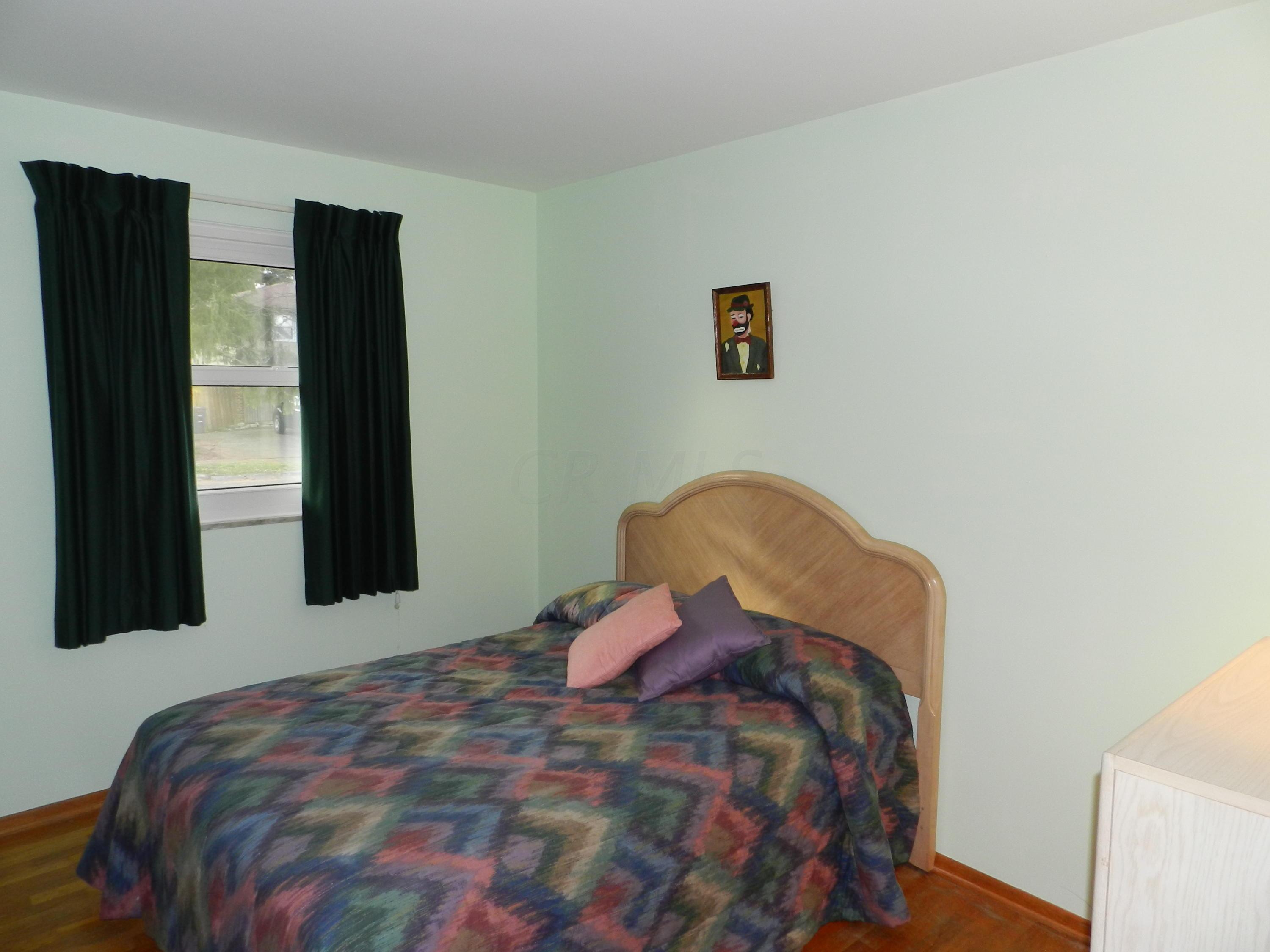 1472 Thurell Road Columbus, OH 43229 - Photo 8 of 17 Gallery Image 8