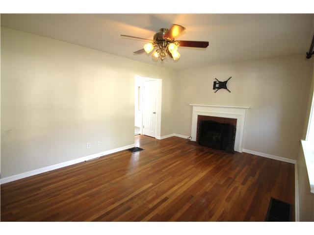 2183 Edgevale Road Columbus, OH 43221 - Photo 2 of 25