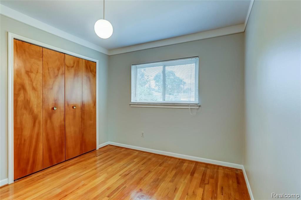 11461 Racine Road Warren, MI 48093 - Photo 13 of 29