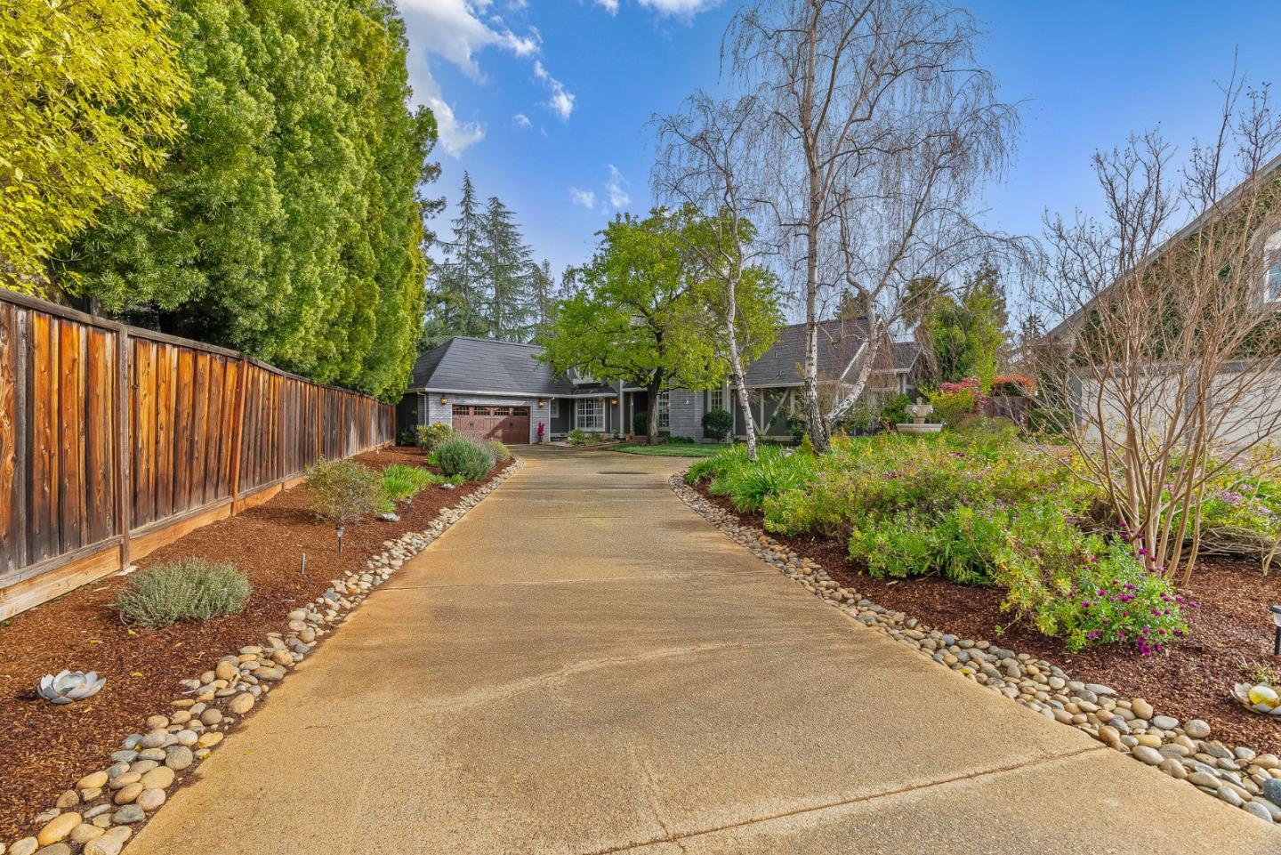 15650 Michael Lane Monte Sereno, CA 95030 - Photo 4 of 54