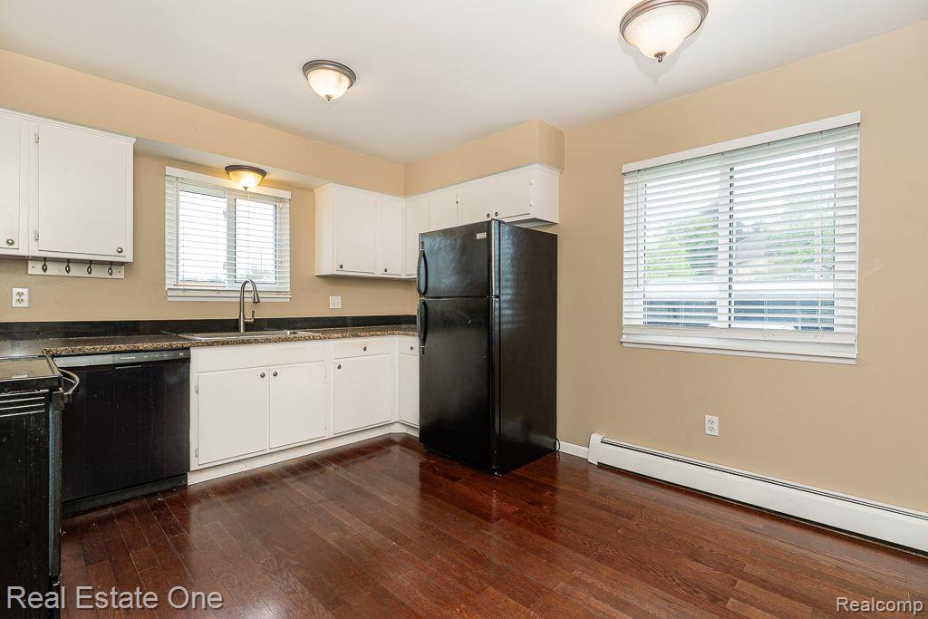 1127 Tienken Court Rochester, MI 48306 - Photo 7 of 15