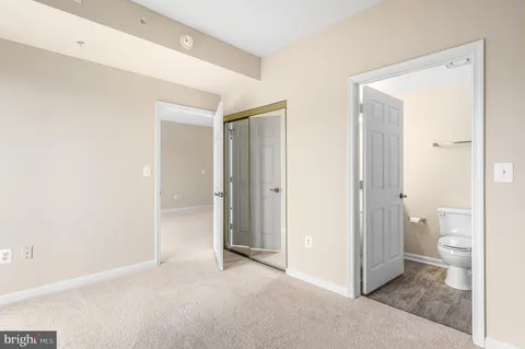 $358,500 | 19355 Cypress Ridge Terrace, Unit 404, Leesburg, VA 20176