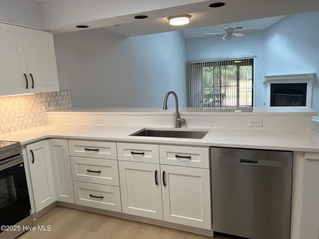 $2,100 | 6032 Inland Greens Drive, Wilmington, NC 28405