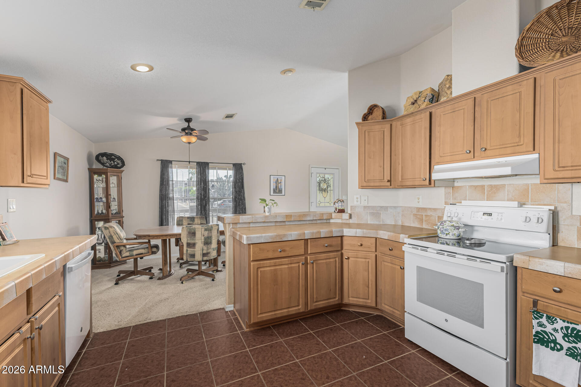 201 South Greenfield Road, Unit 157 Mesa, AZ 85206 - Photo 19 of 49 201 S Greenfield Rd #157