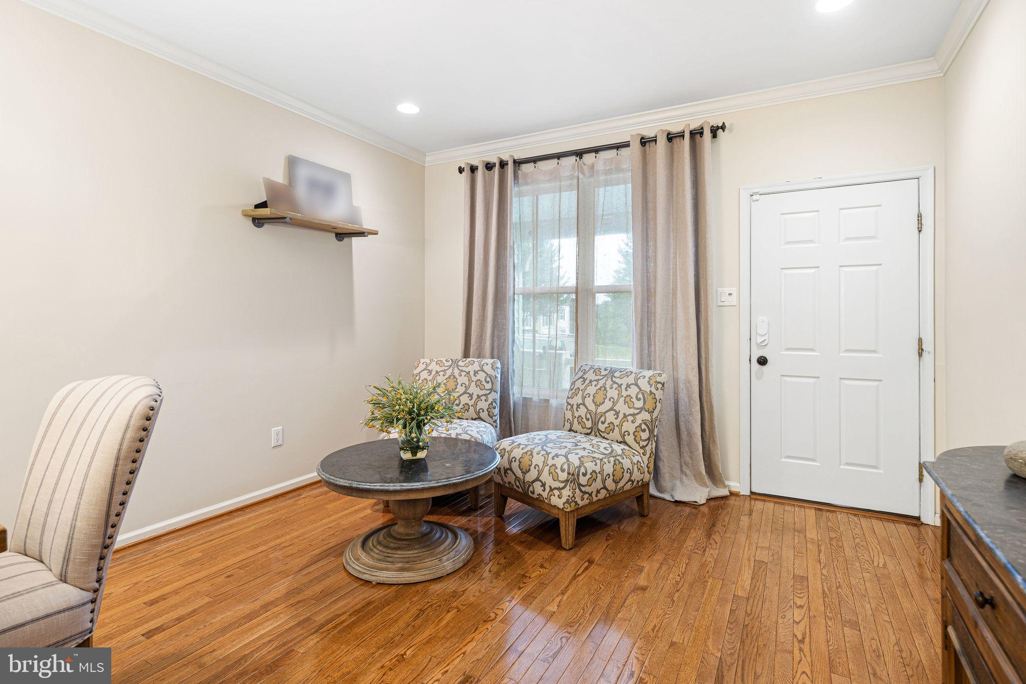 229 Coventry Road Chalfont, PA 18914 - Photo 5 of 32 Dining/Living Room