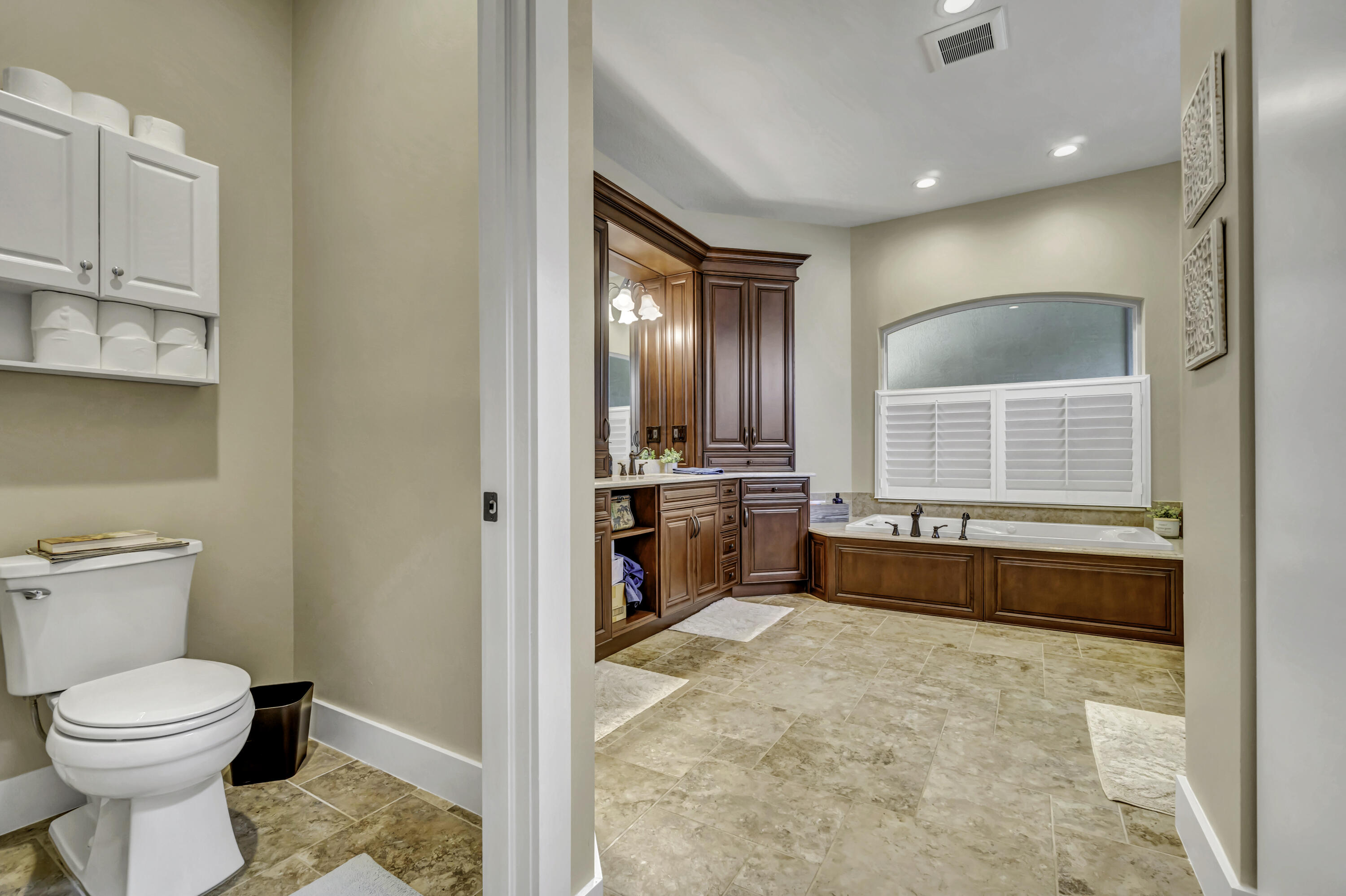 1209 Breakers W Boulevard West Palm Beach, FL 33411 - Photo 44 of 73 Primary Bathroom