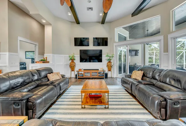 $2,950,000 | 1209 Breakers W Boulevard, West Palm Beach, FL 33411