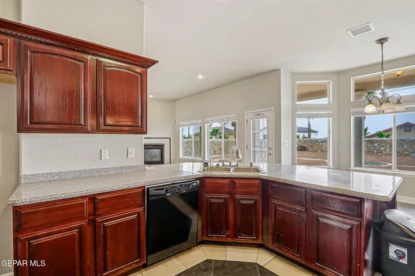 $442,000 | 7371 9th Street, Canutillo, TX 79835