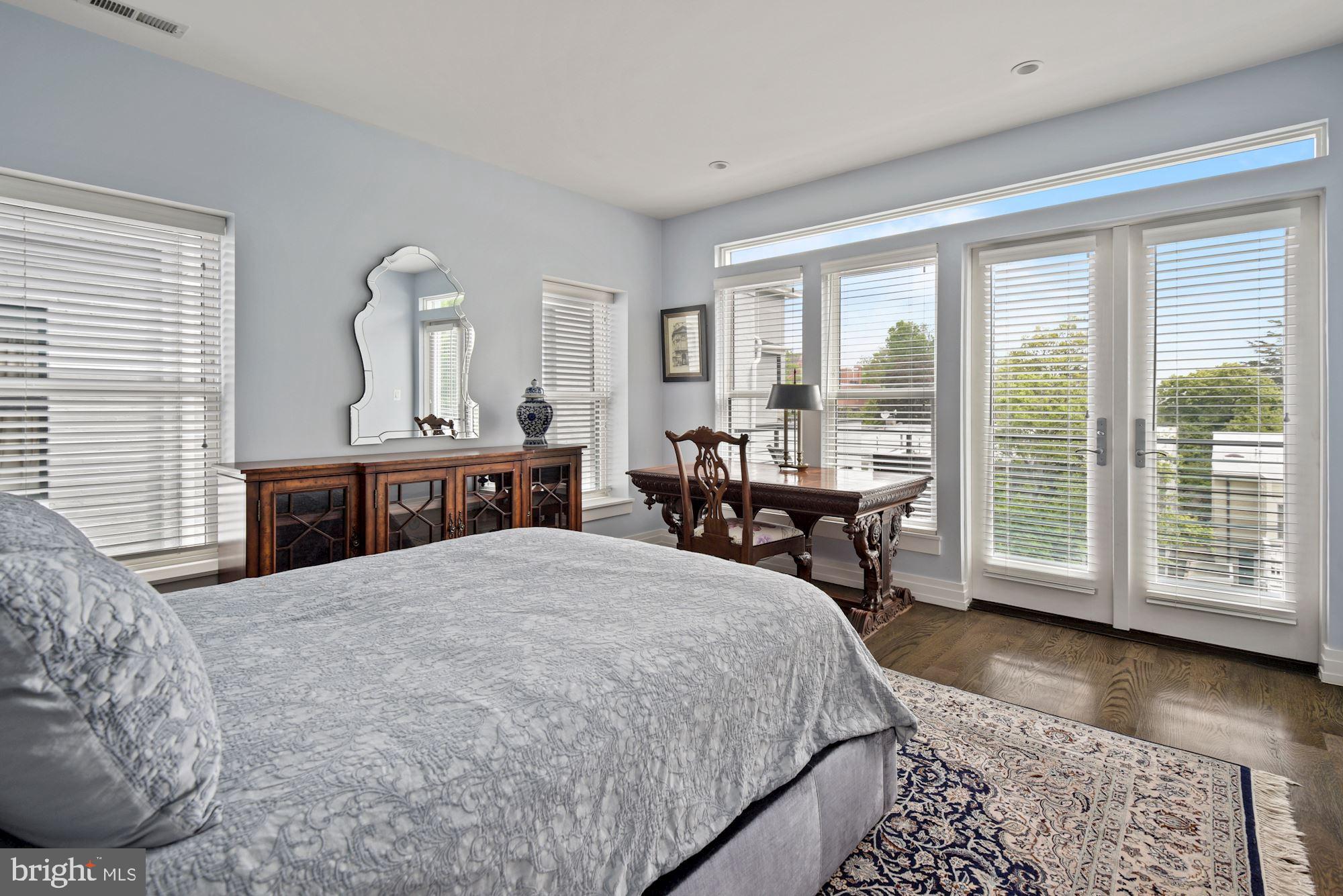 514 4th Street Southeast, Unit 200 Washington, DC 20003 - Photo 14 of 28