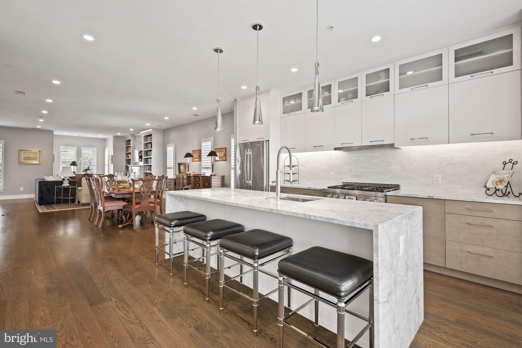 514 4th Street Southeast, Unit 200 Washington, DC 20003 - Photo 10 of 28