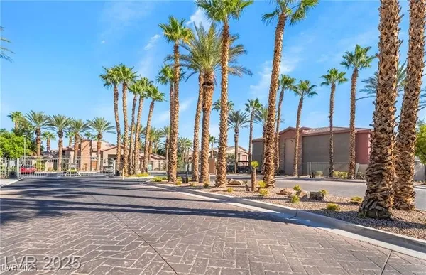 $242,900 | 8000 West Badura Avenue, Unit 1020, Las Vegas, NV 89113