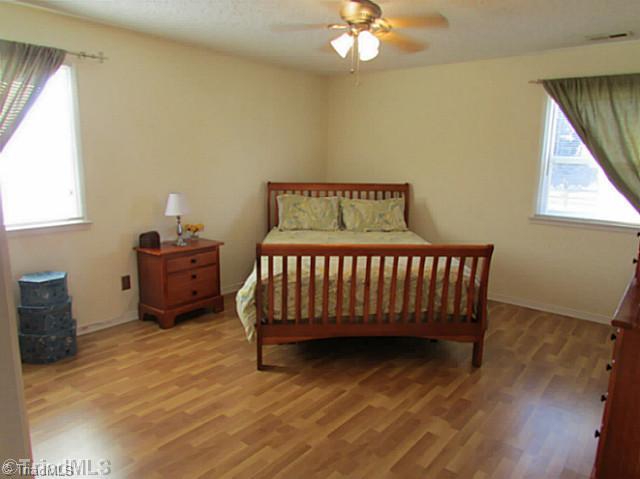 5210 Seward Road Pfafftown, NC 27040 - Photo 14 of 16 2nd Bedroom.
