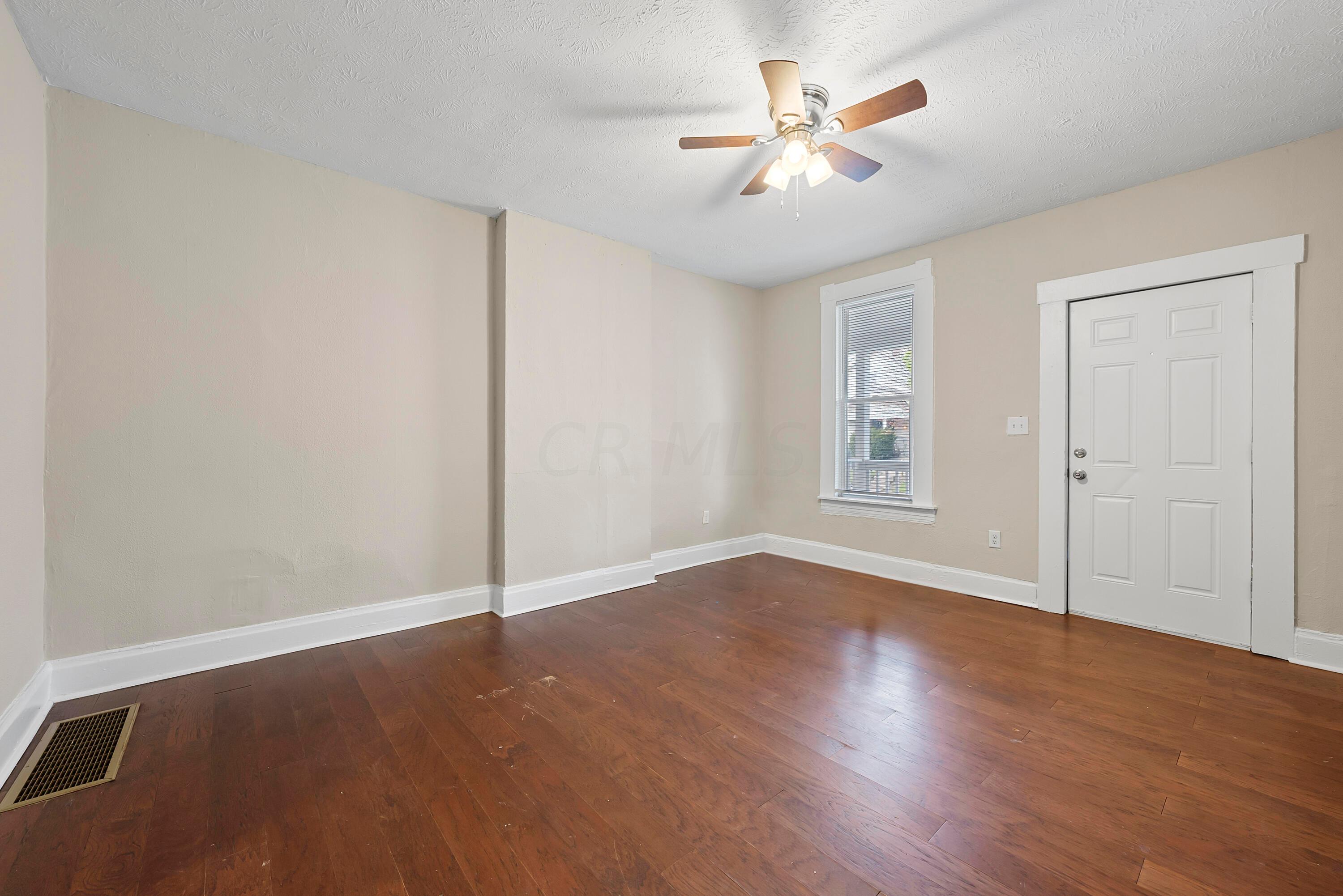 85-87 Reeb Avenue Columbus, OH 43207 - Photo 26 of 37 DSC03468 (1)