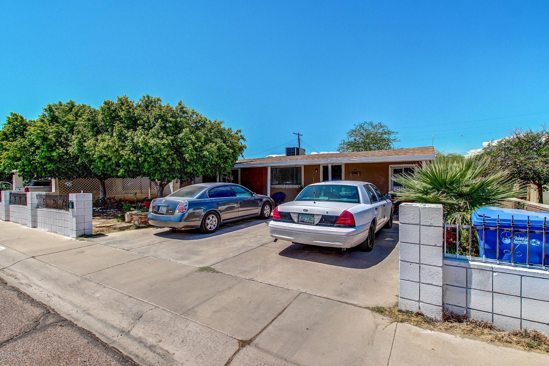 924 East Darrel Road Phoenix, AZ 85042 - Photo 2 of 23 0001-Darrel (2)