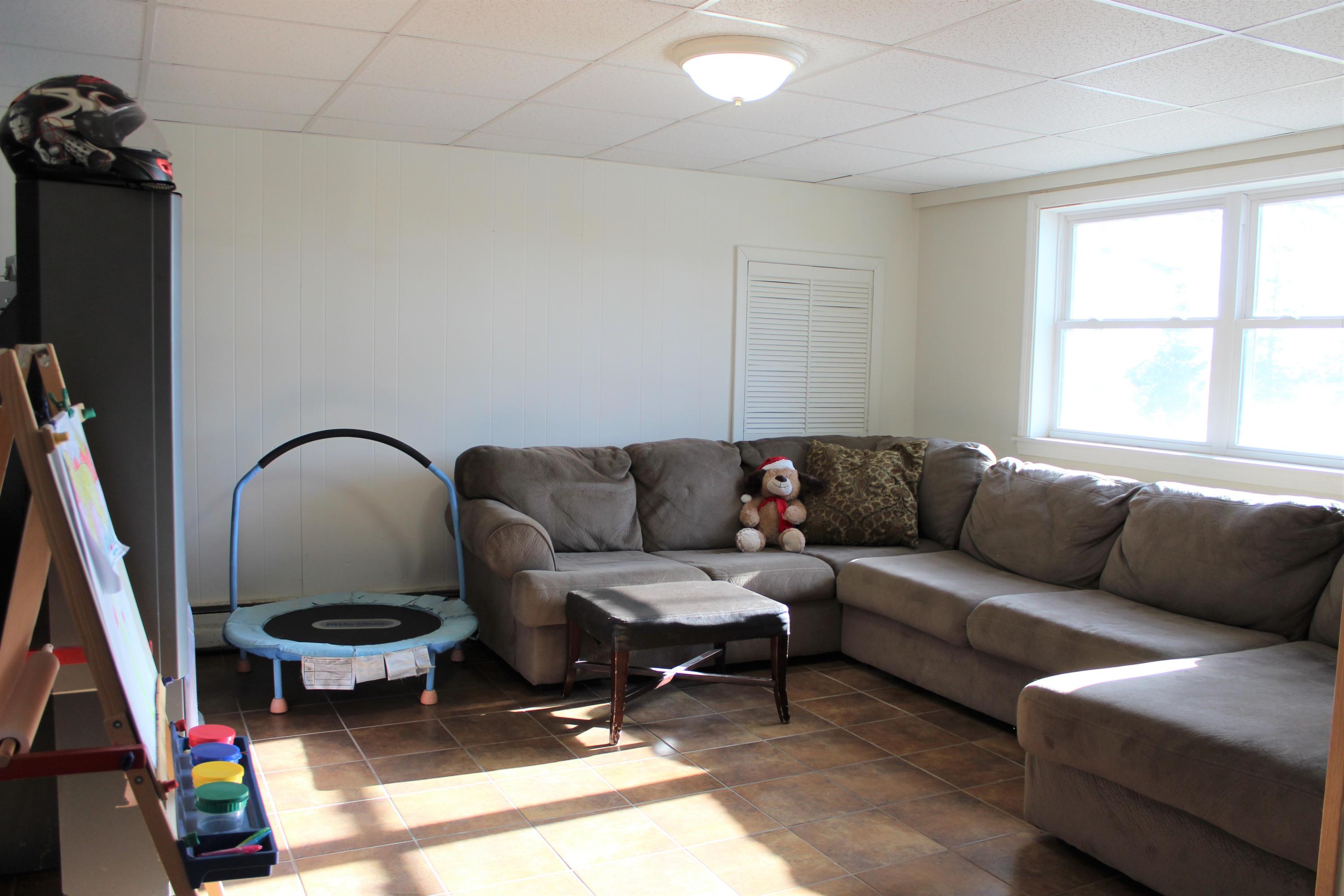 126 Ridge Road Fairfield, ME 04937 - Photo 17 of 34 IMG_1627