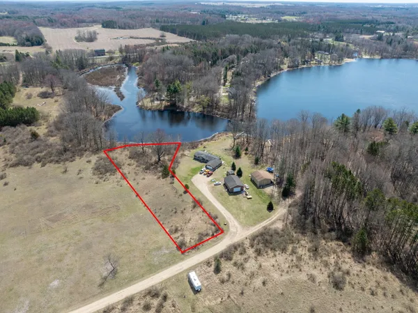 $27,900 | 13384 Swistier Drive, Remus, MI 49340