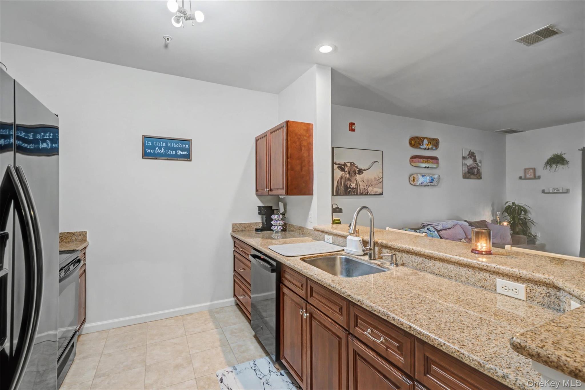 935 Tower Ridge Circle Middletown, NY 10941 - Photo 6 of 27