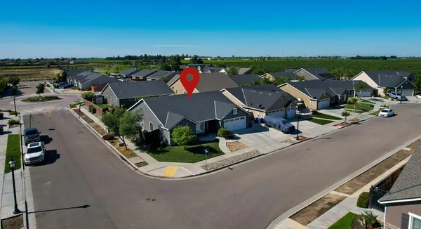 $485,000 | 3133 4th Street, Sanger, CA 93657