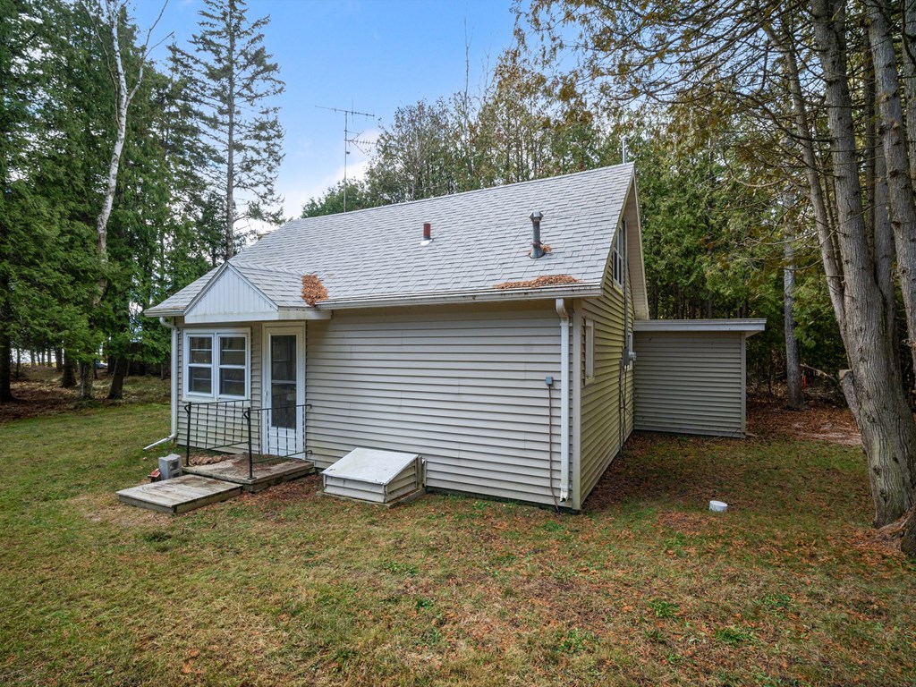 2175-77 Ridges Road Baileys Harbor, WI 54202 - Photo 32 of 44