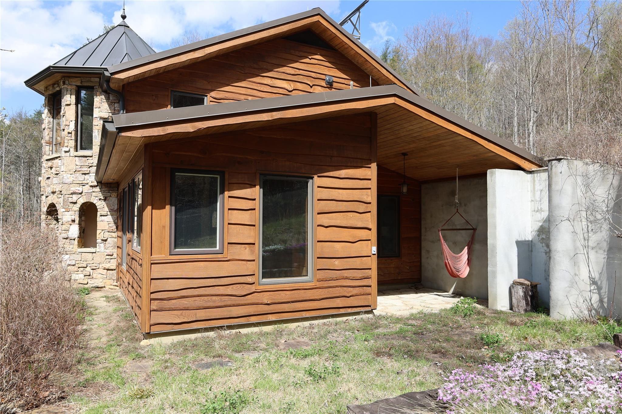 1422 Middle Fork Road Hendersonville, NC 28792 - Photo 41 of 48